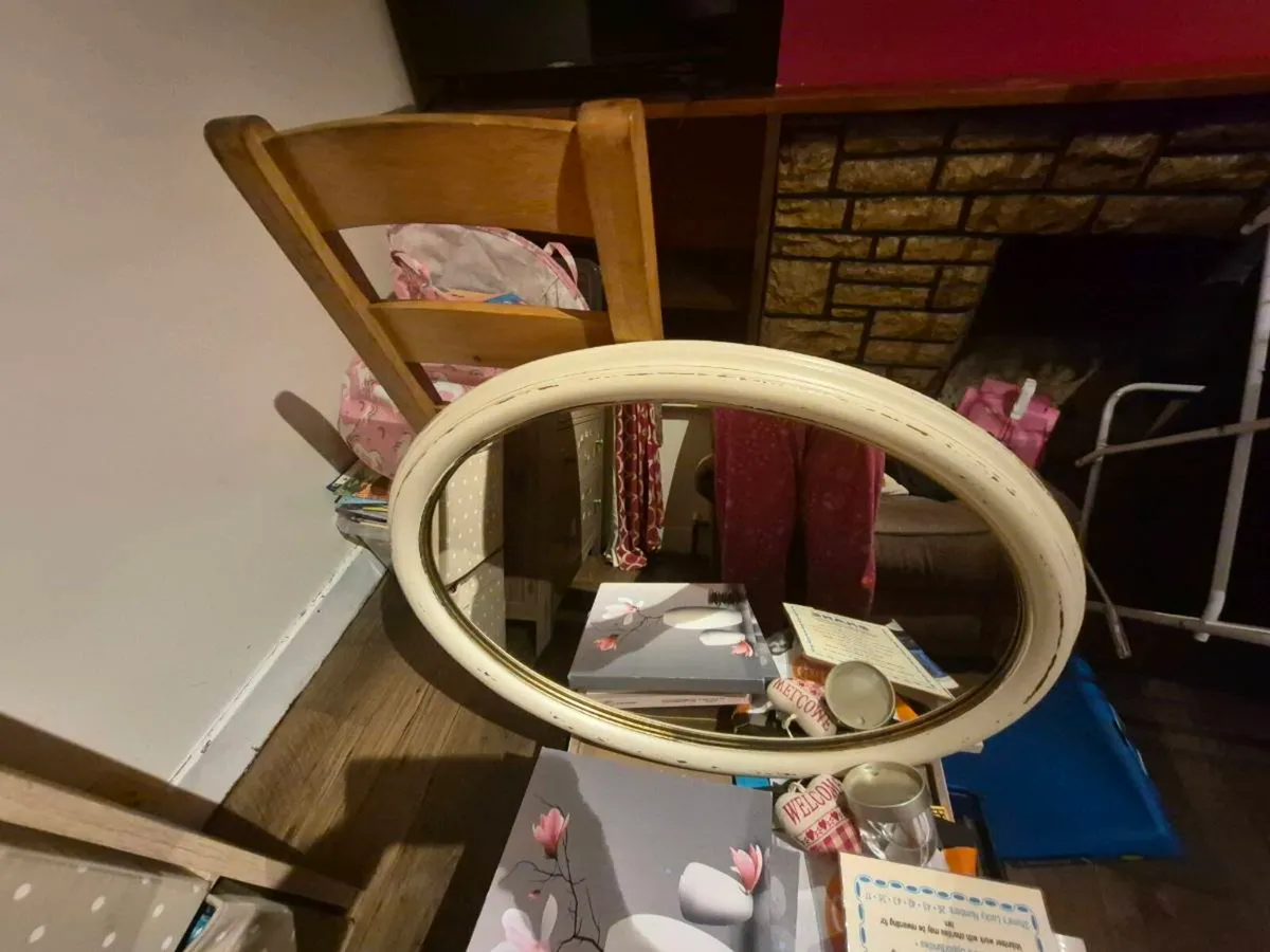 Mirror - Image 3