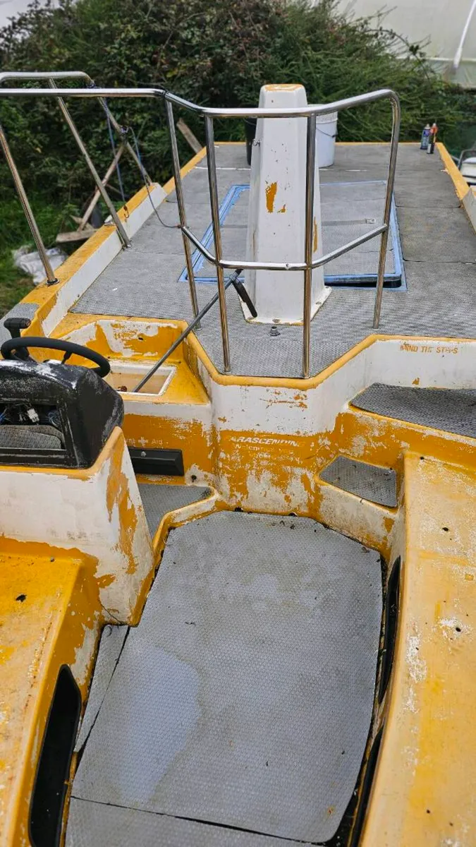 Parascending Boat - Image 3