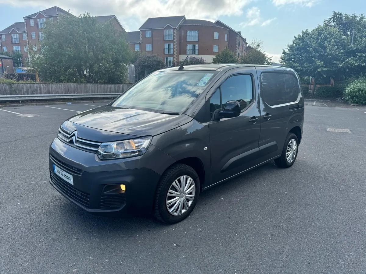 Citroen Berlingo BlueHDi 100 – 6 Speed - Image 3