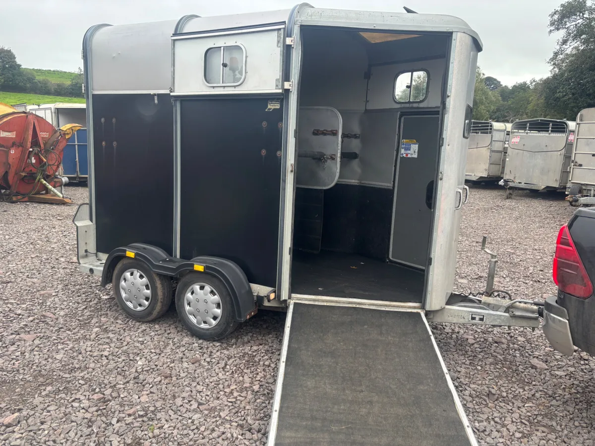 Ifor williams 505 horsebox - Image 1