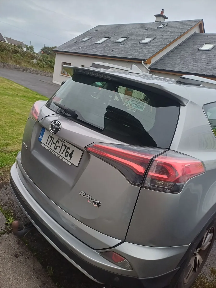 Car - Image 1