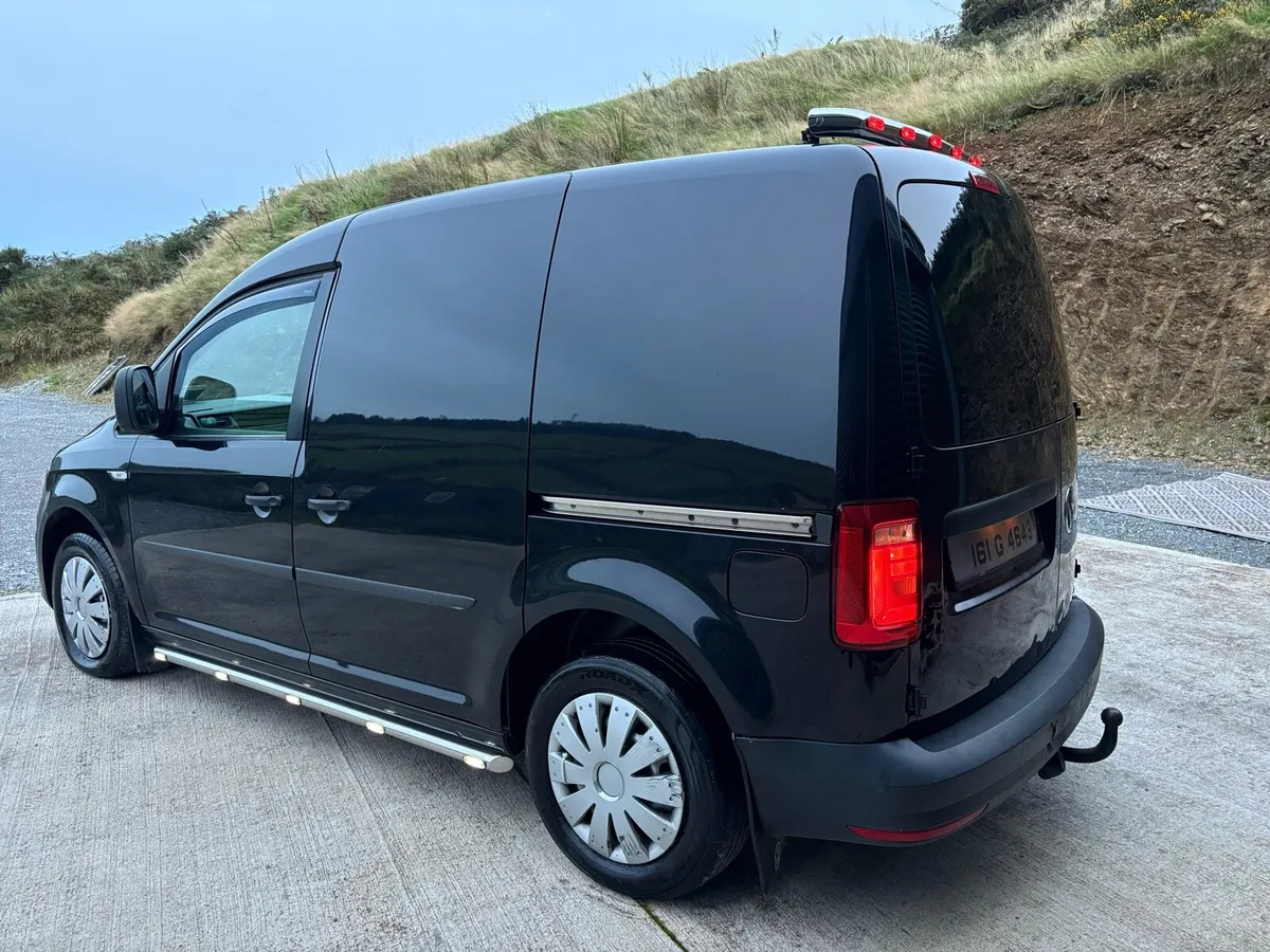 2ltr Caddy van - Image 3