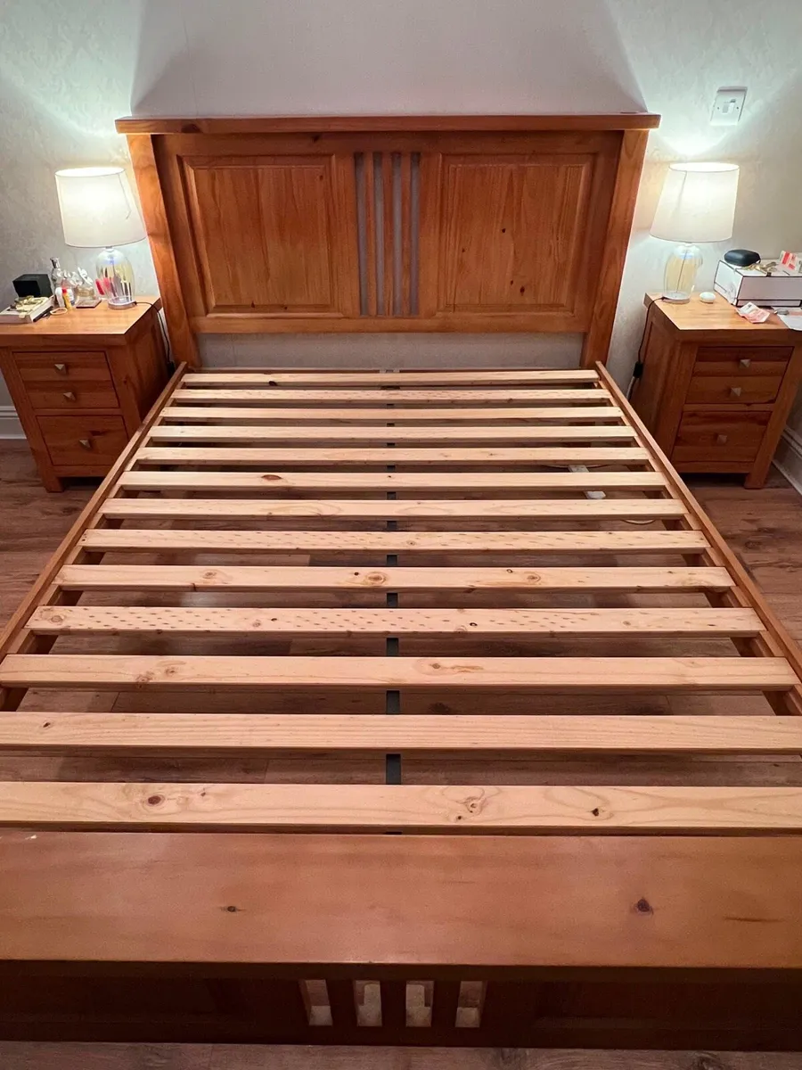 King Size Solid Oak Bed Set - Image 3
