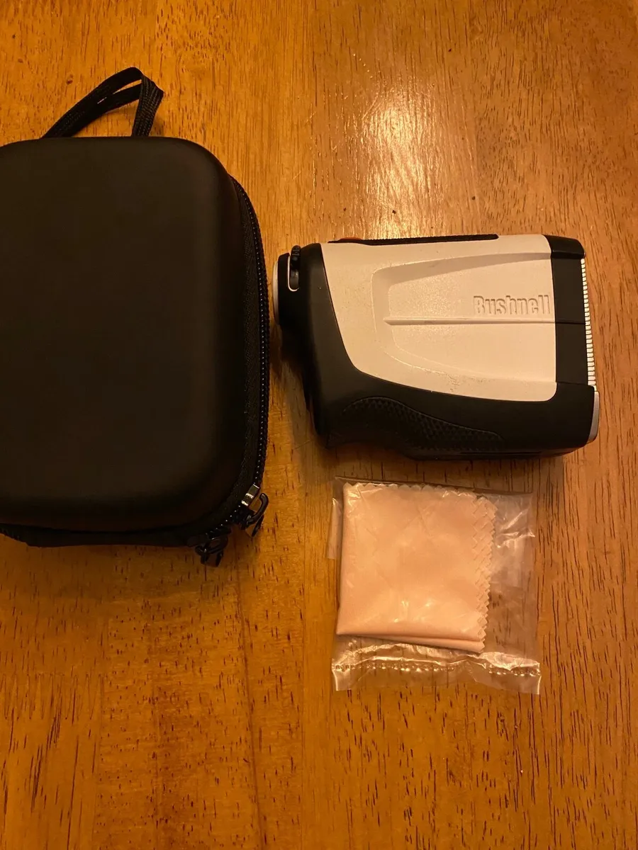 Bushnell Tour V 4 Range Finder As New Condition - Image 2