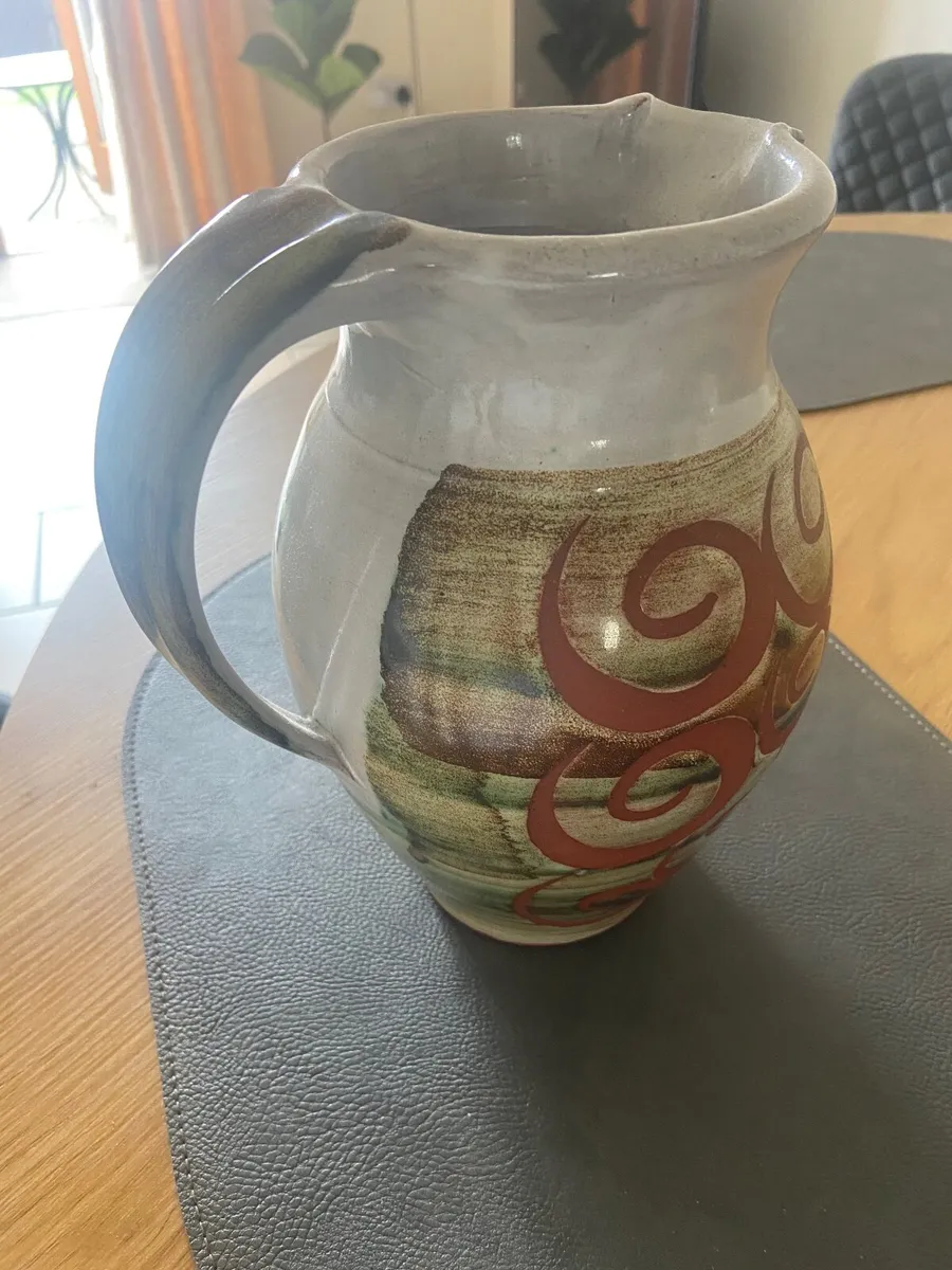 Annascaul pottery - Image 2