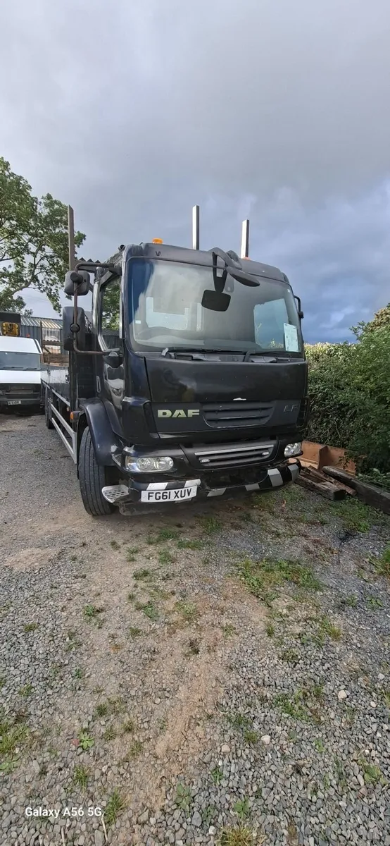Crane lorry - Image 2