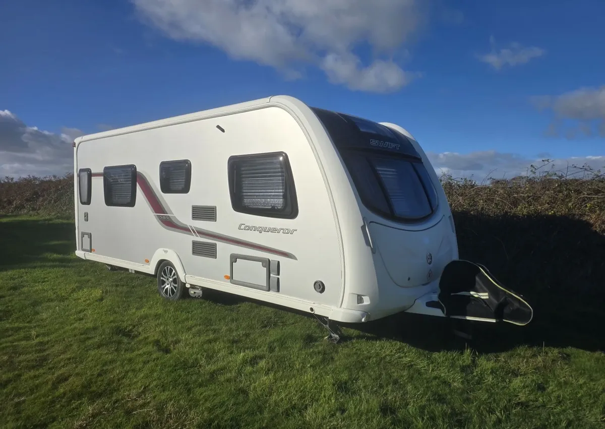 Caravan - Image 1
