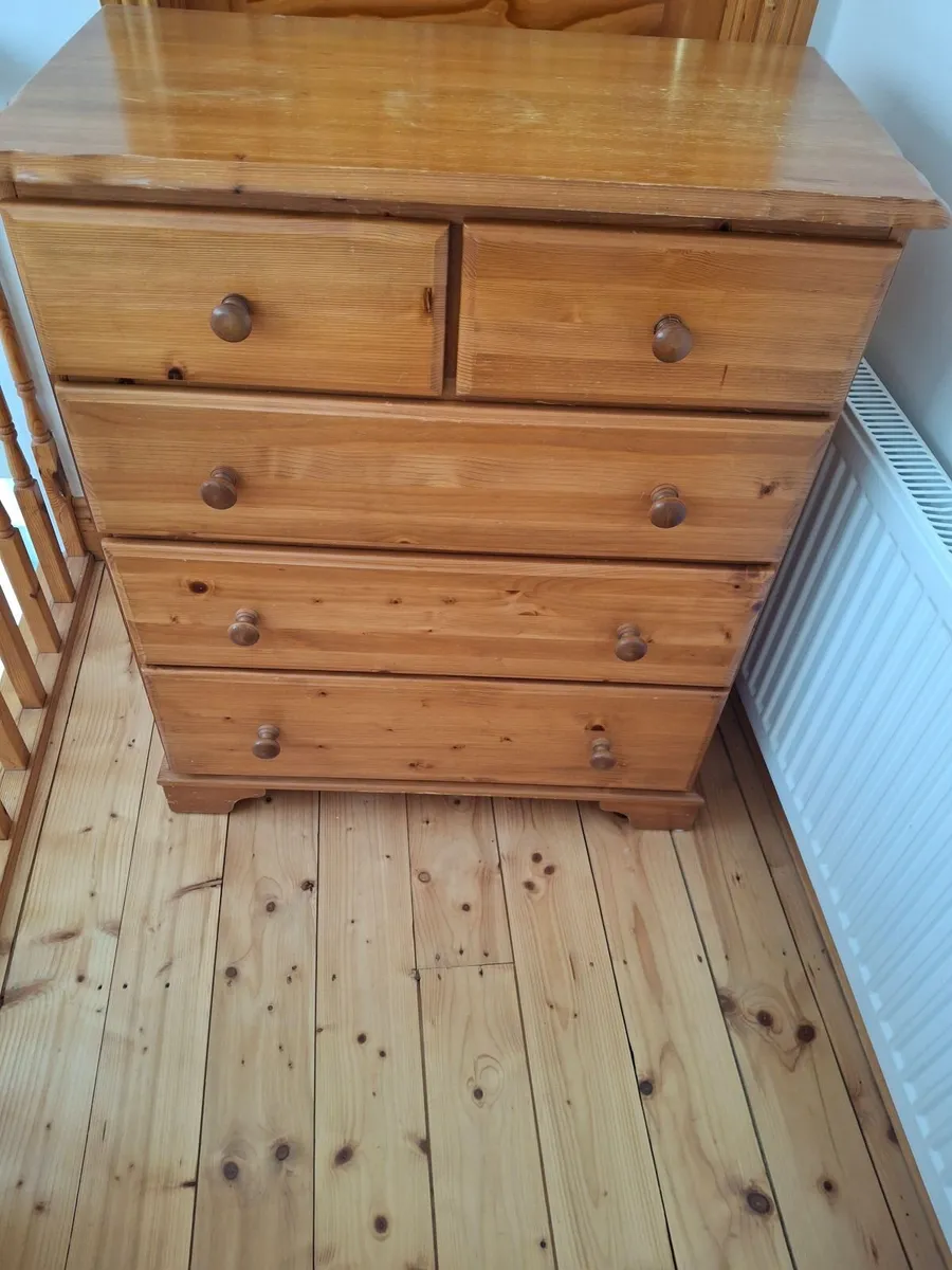 Chest of drawers - Image 1