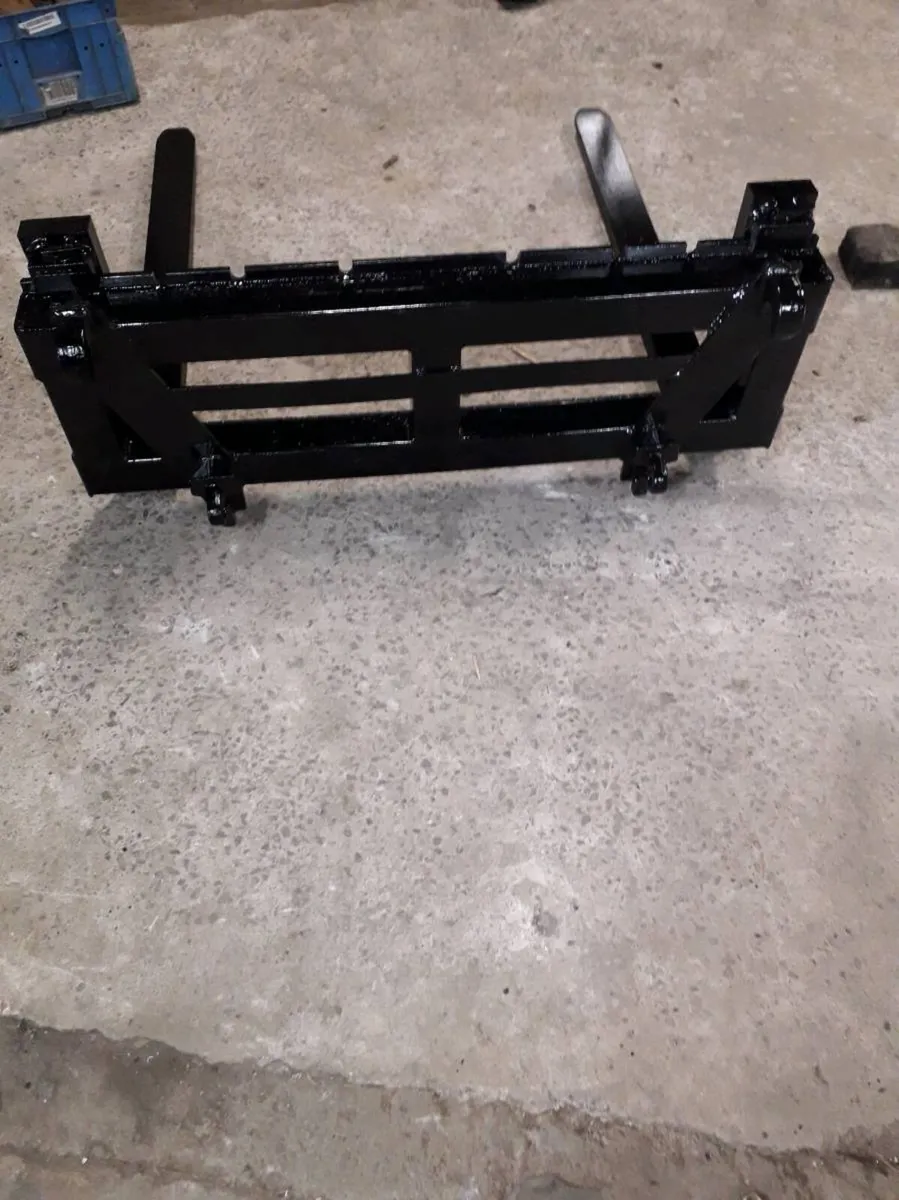 Pallet forks with euro brackets - Image 2