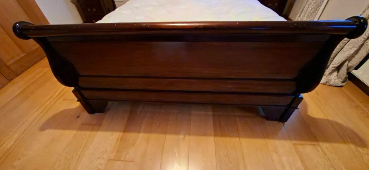 Mahogany Sleigh bed and Wardrobe - Image 3