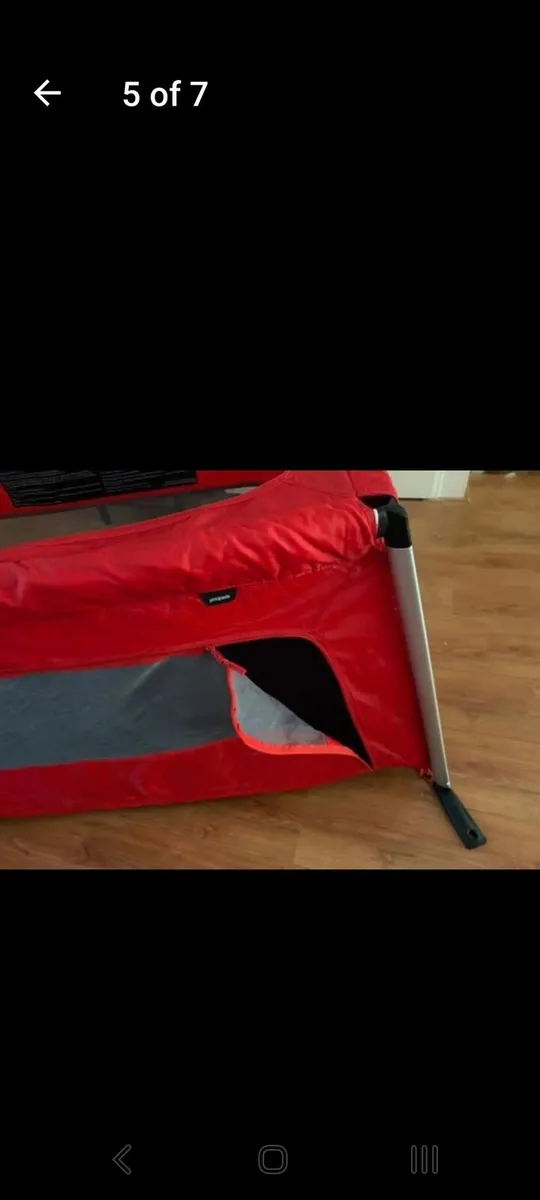 Phil and ted traveller travel cot - Image 3