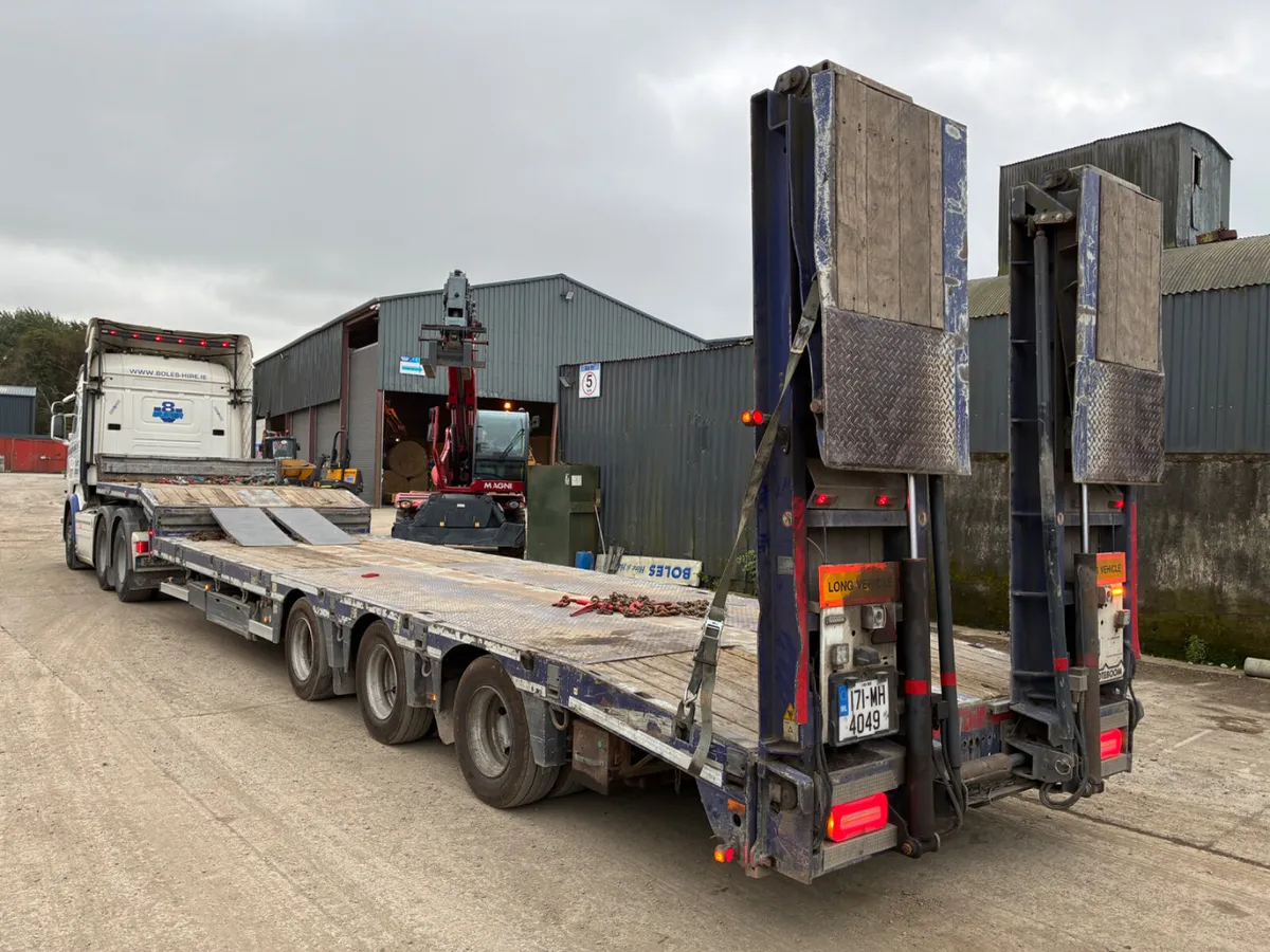 2017 Nooteboom lowloader - Image 2