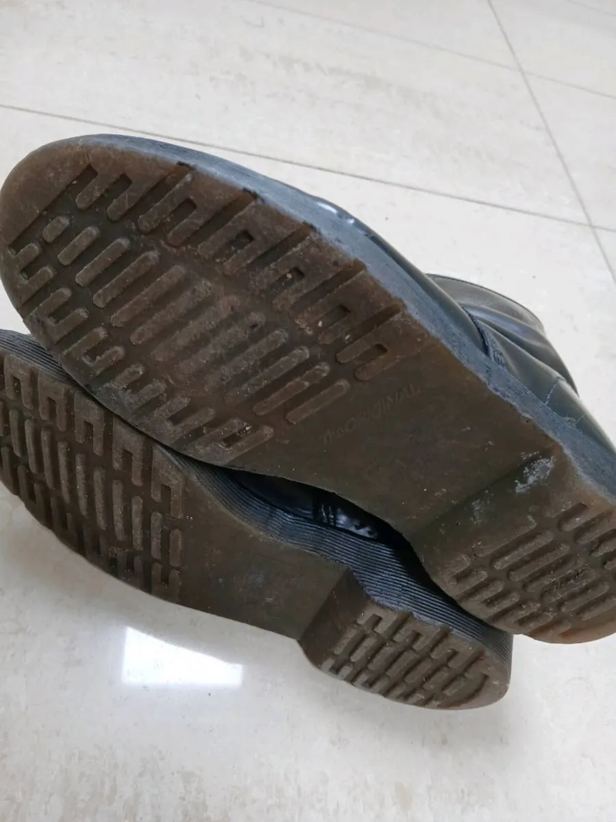 Dr. Martens boots size 7. - Image 4