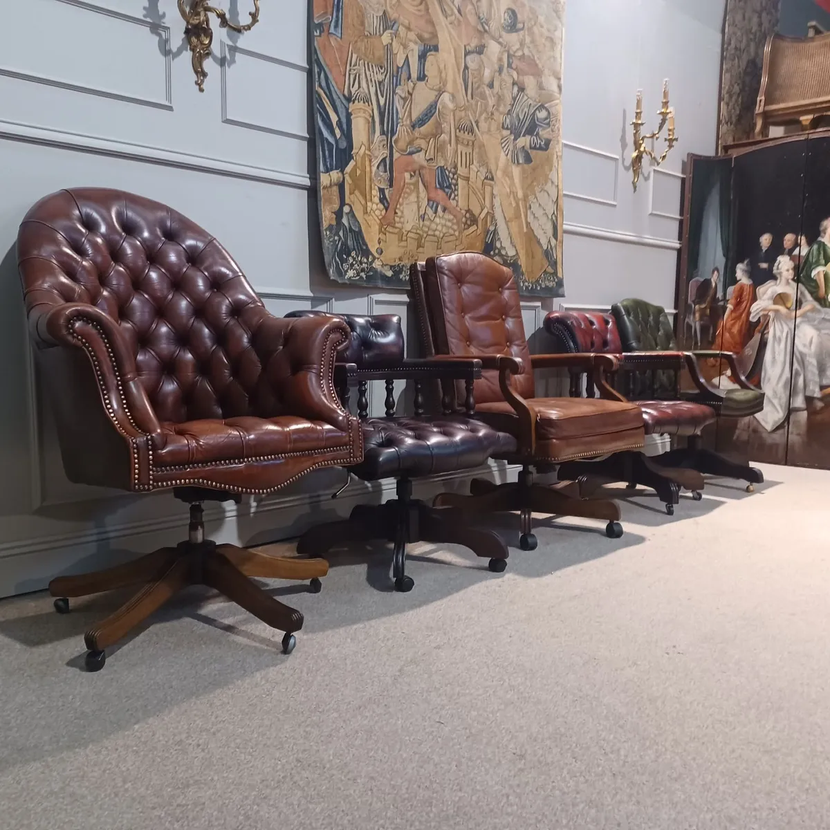Captain's  chair - Image 1