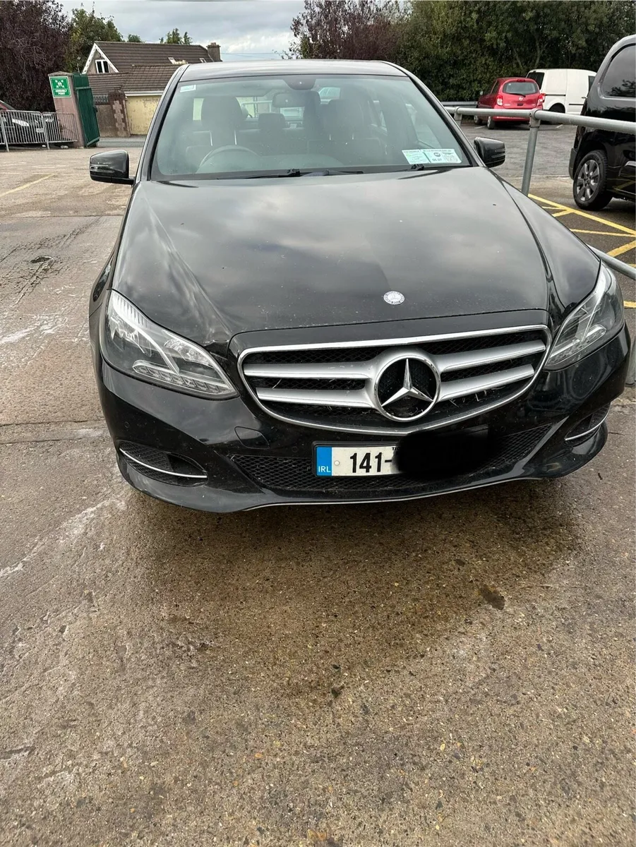 2014  Mercedes E220 cdi - Image 1