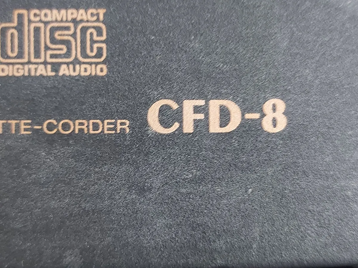 SONY CD Radio Cassette-Corder, Model No. CFD-8 - Image 2