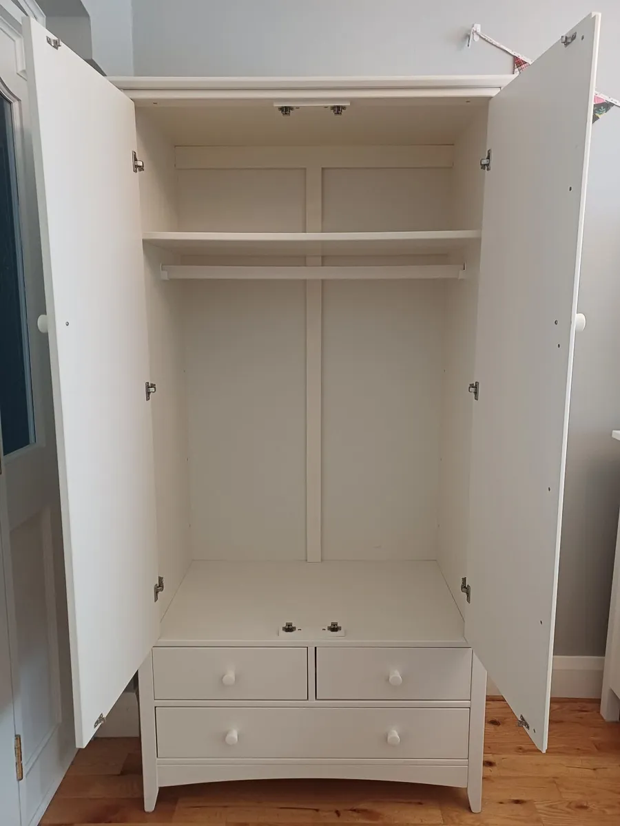 Julian Bowen Cameo Wardrobe - Image 3