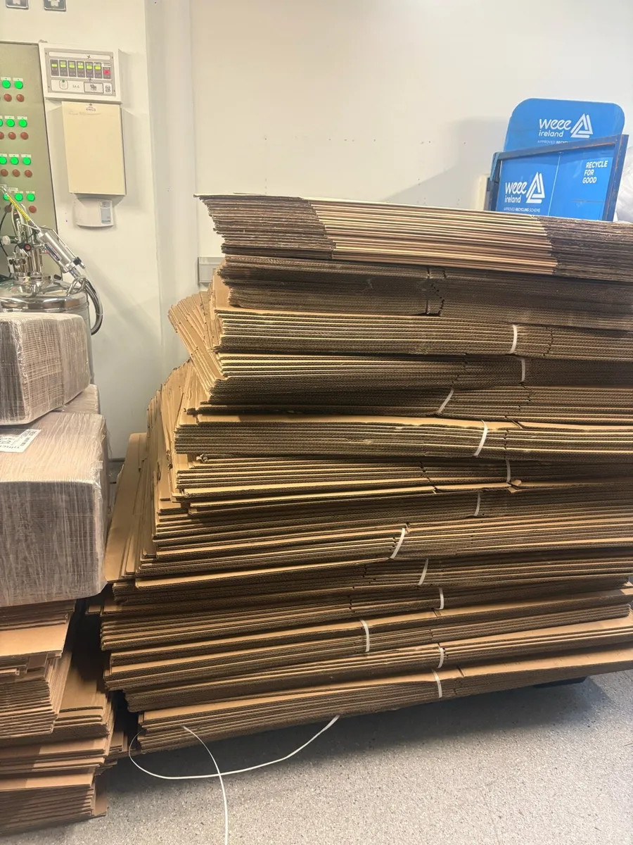 Cardboard boxes - Image 2