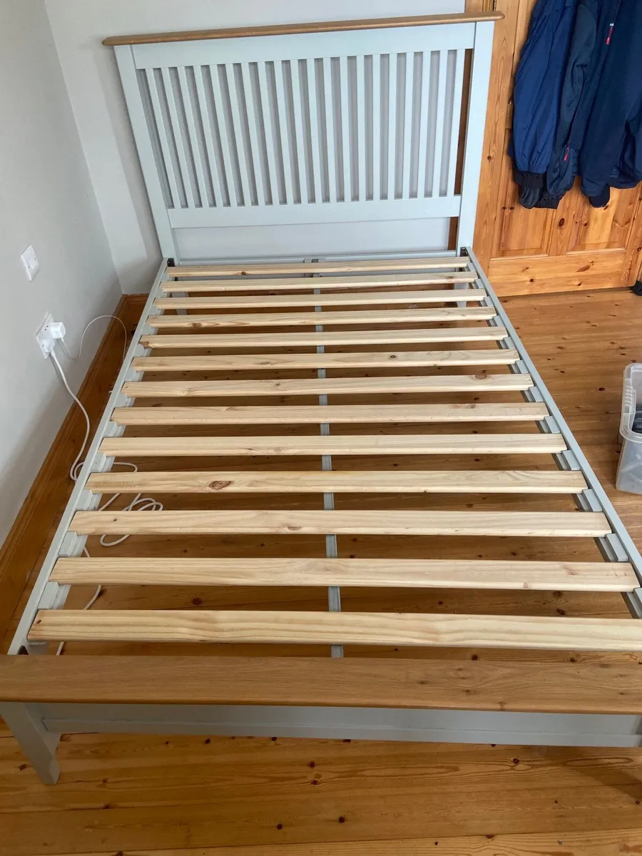 4ft 6 Bed &Mattress - Image 1