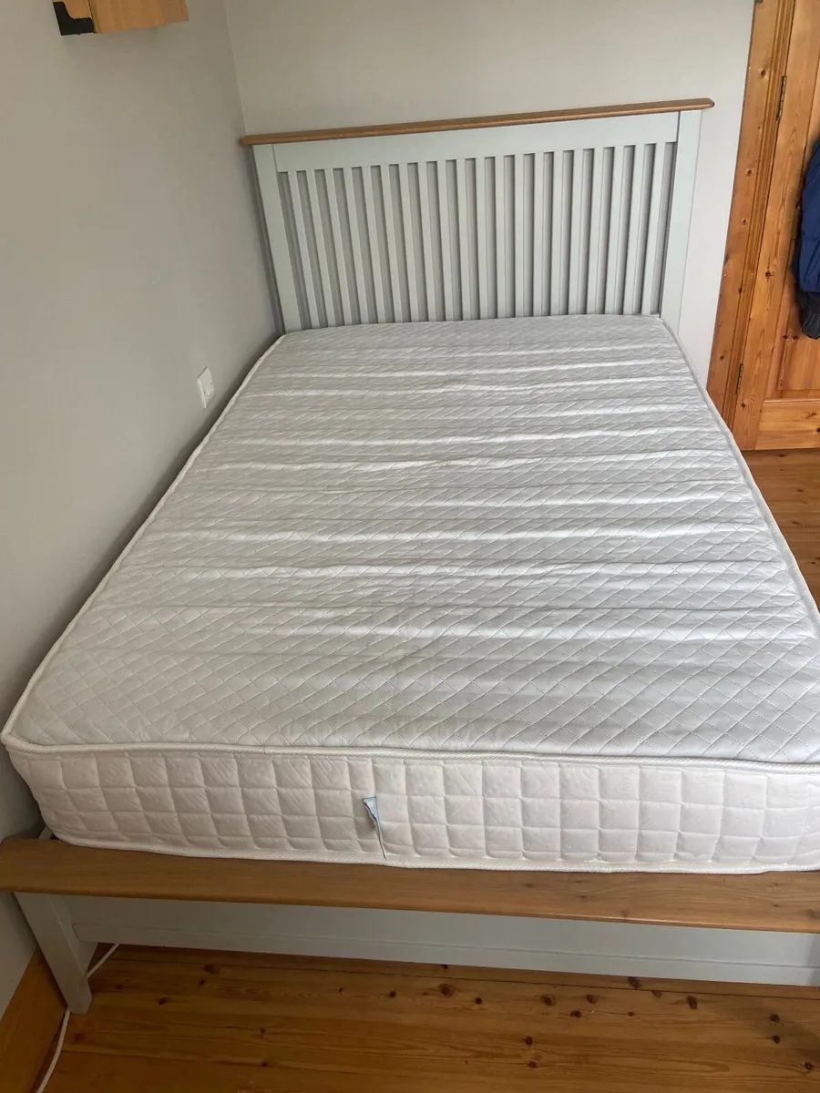 4ft 6 Bed &Mattress - Image 2