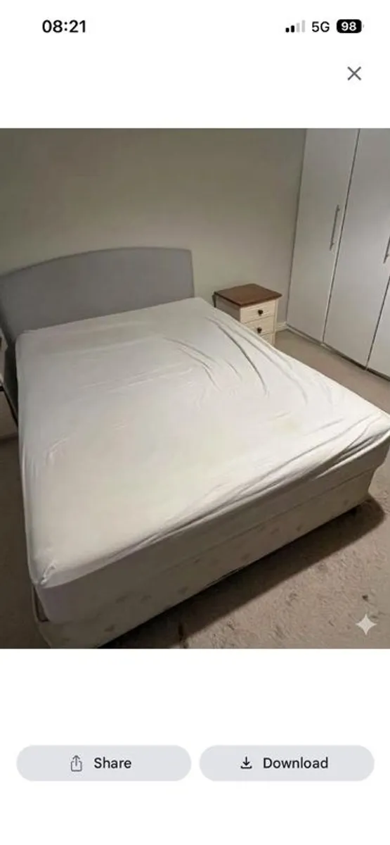 king size Bed