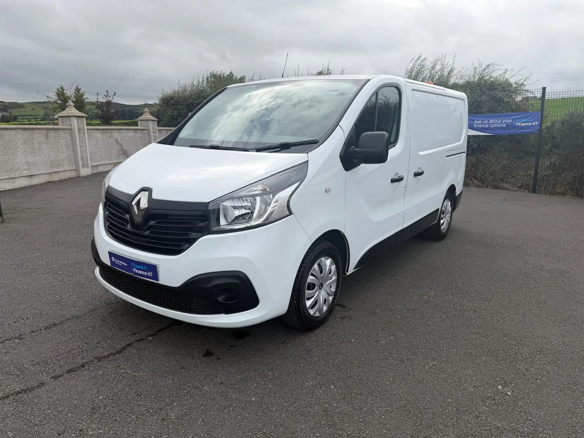 Renault Trafic Business +. N.I. Ireland Registered - Image 3