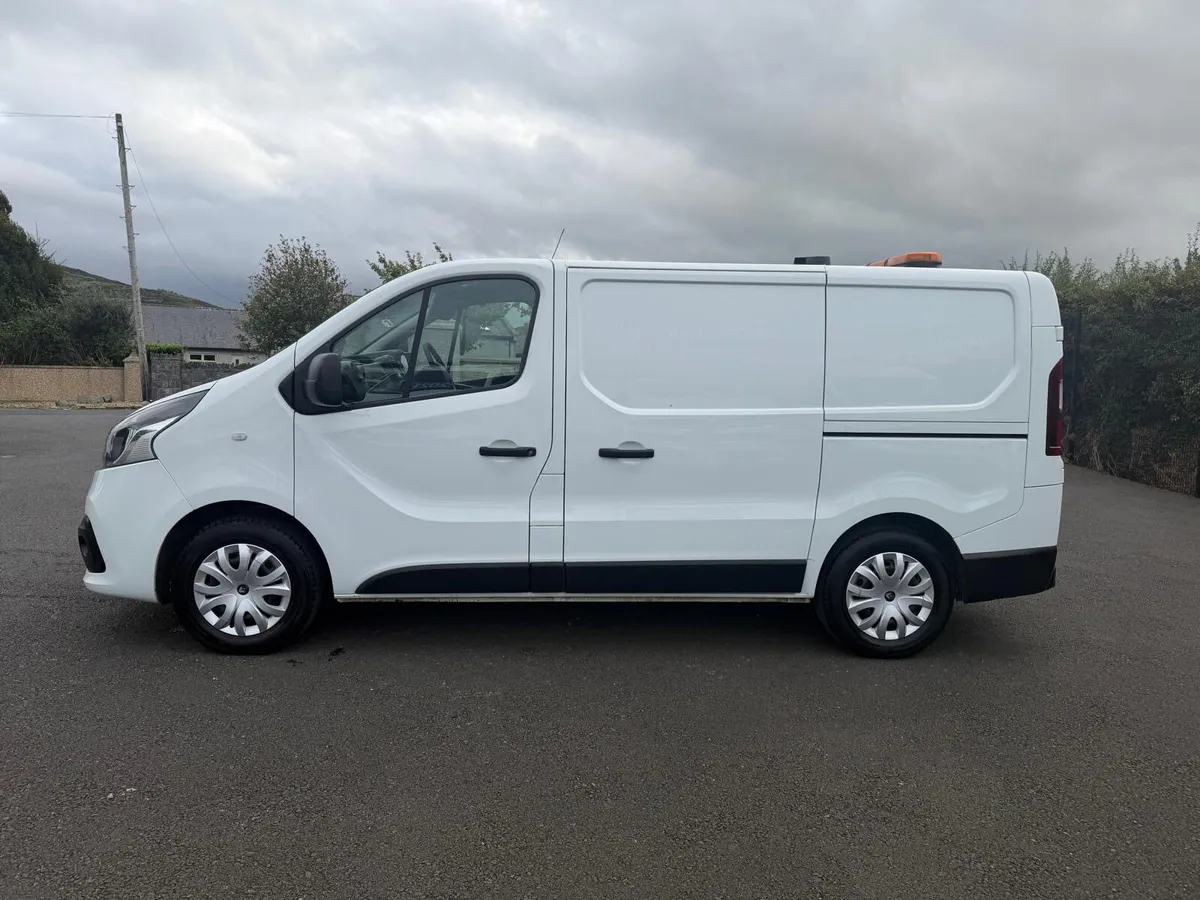 Renault Trafic Business +. N.I. Ireland Registered - Image 4
