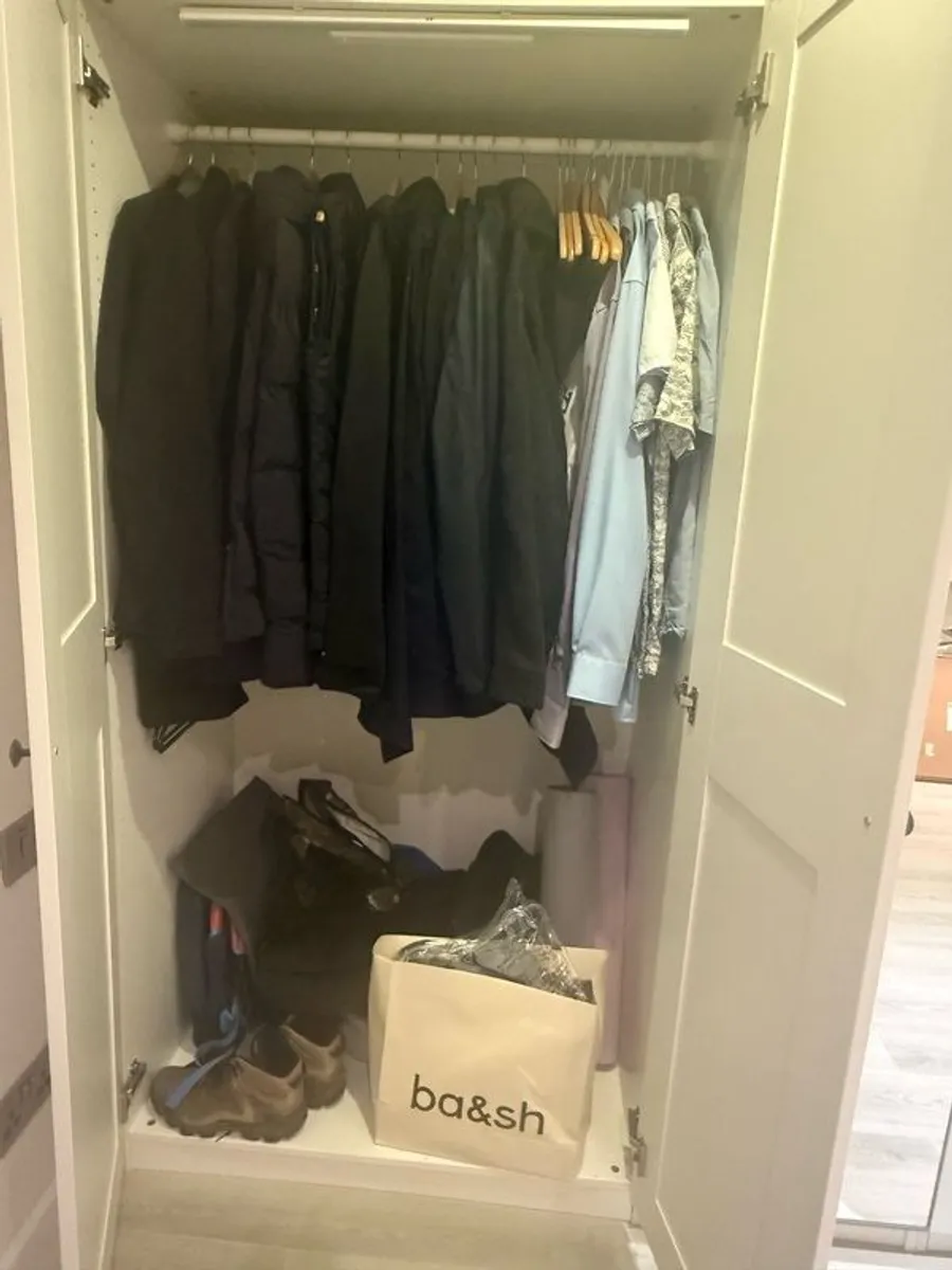 IKEA PAX Wardrobe 2.5m Wide Mirror Door Excellent Condition - Image 3