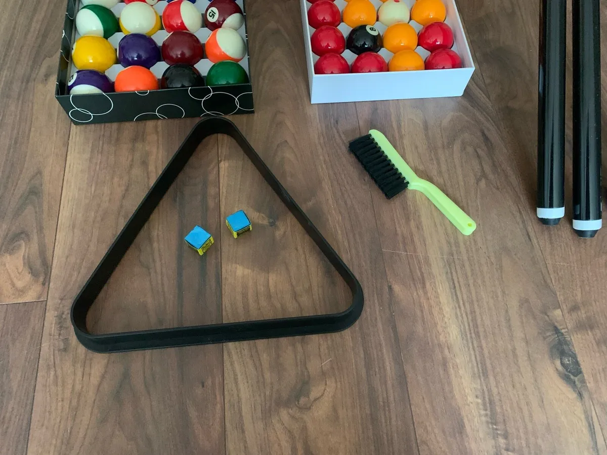 Pool table - Image 4