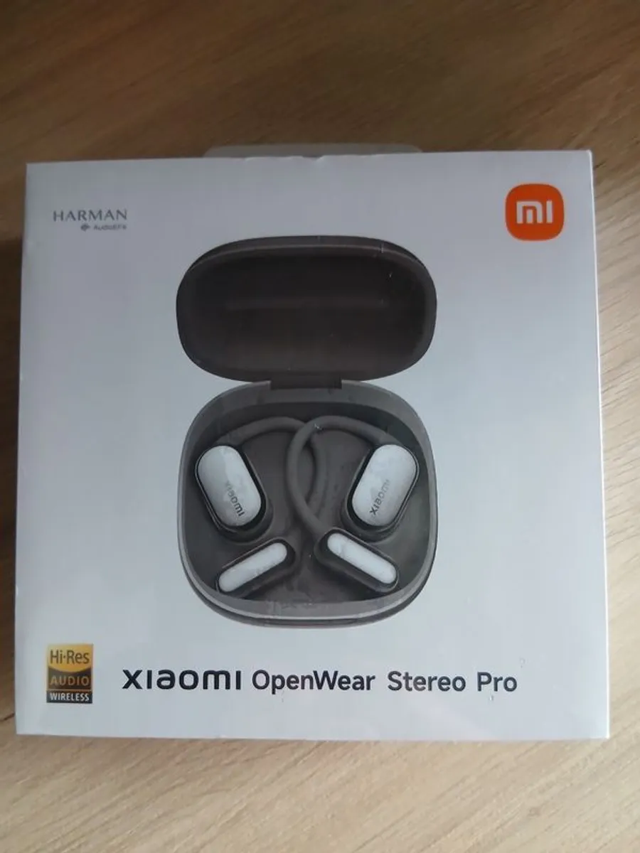 Hi-Spec Bluetooth Earbuds Airpods - Image 1