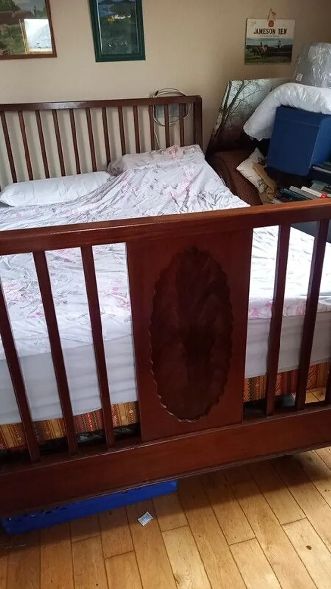 Antique Double bed - Image 3