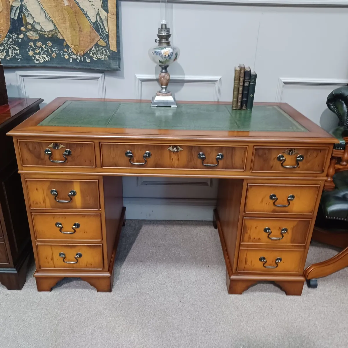 Victorian-style Leather top pedestal desks - Image 2