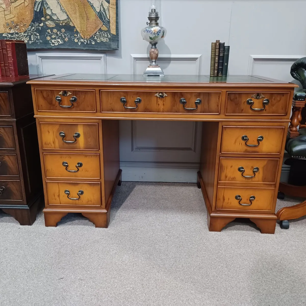 Victorian-style Leather top pedestal desks - Image 3