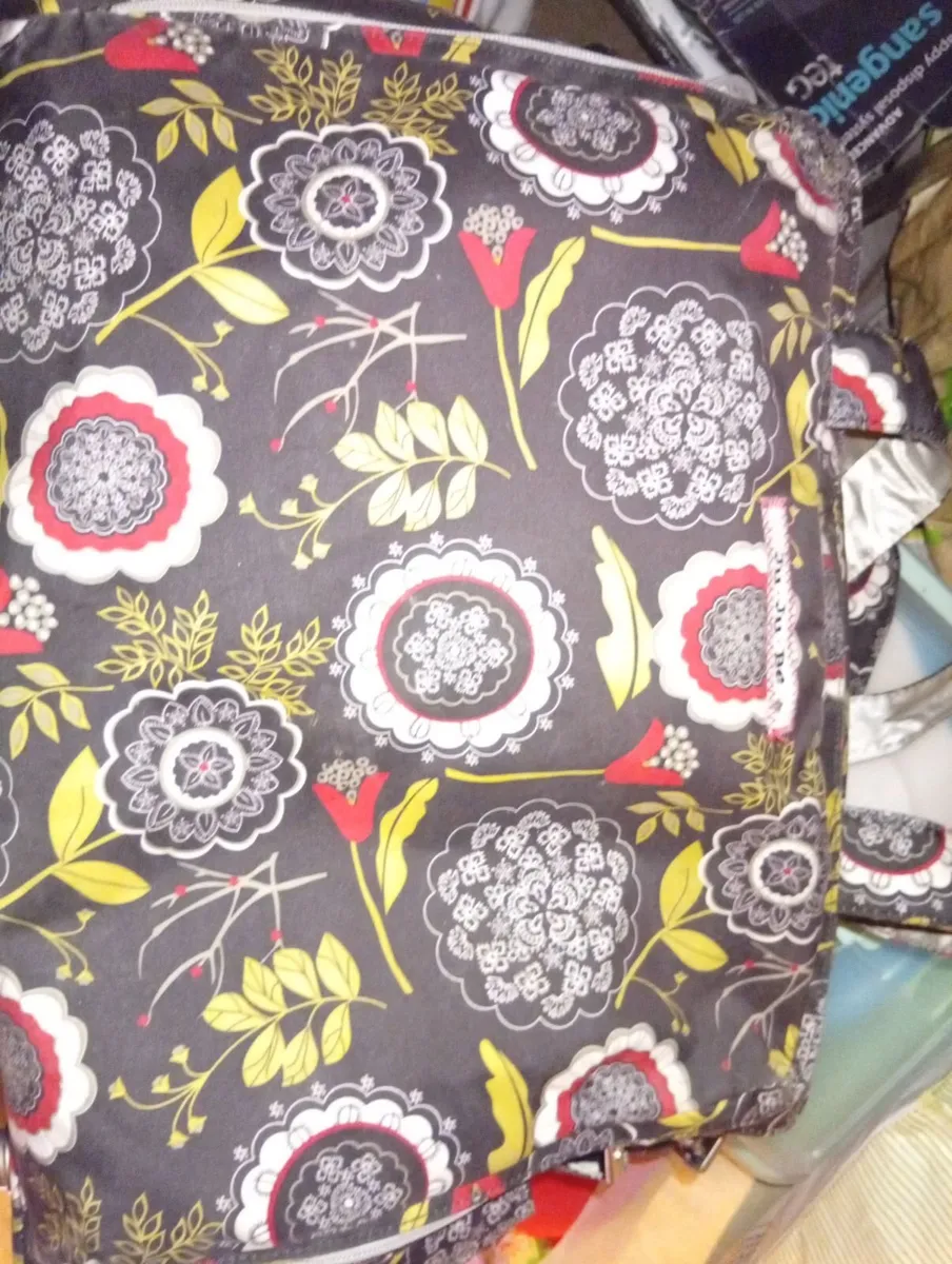Ju Ju Be changing bag and mat - Image 1