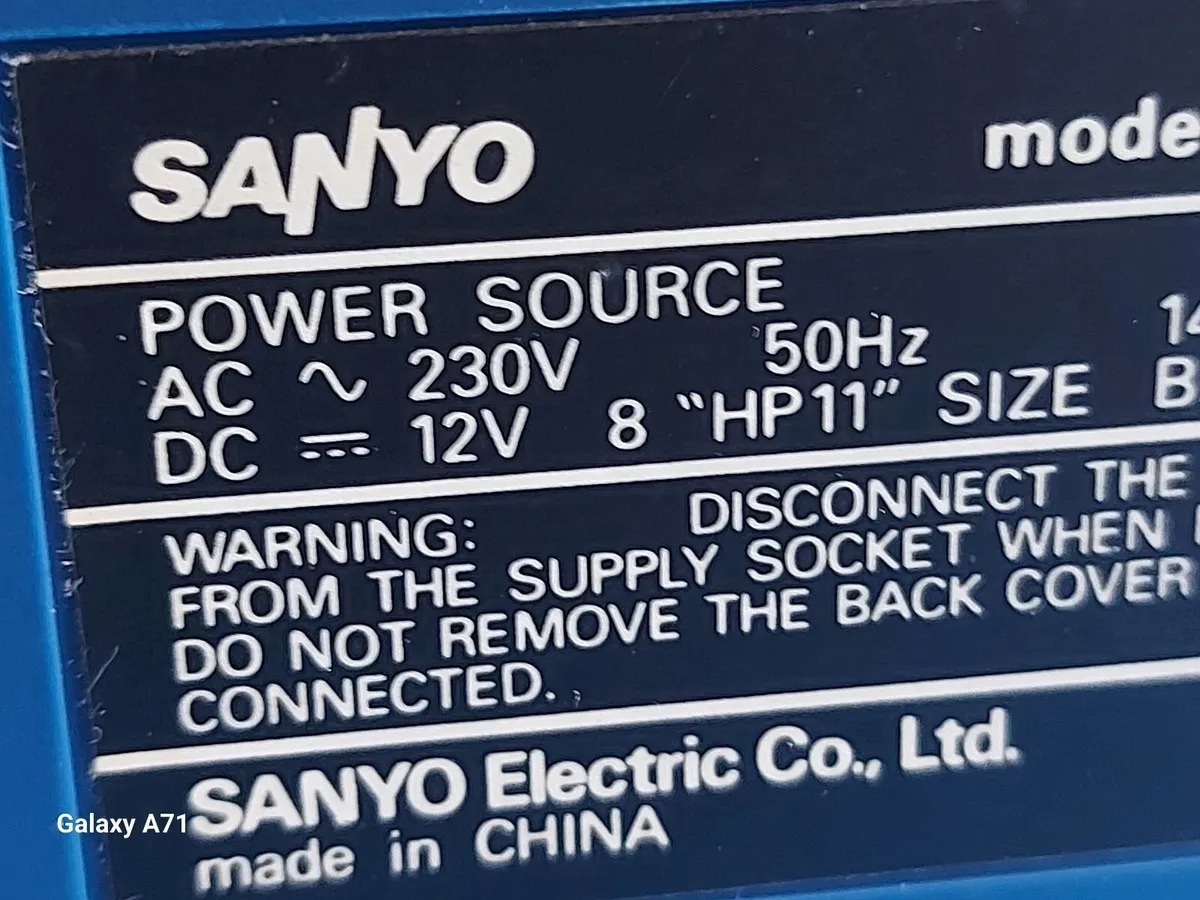 SANYO Portable Stereo Music System, MCD-Z155L - Image 4
