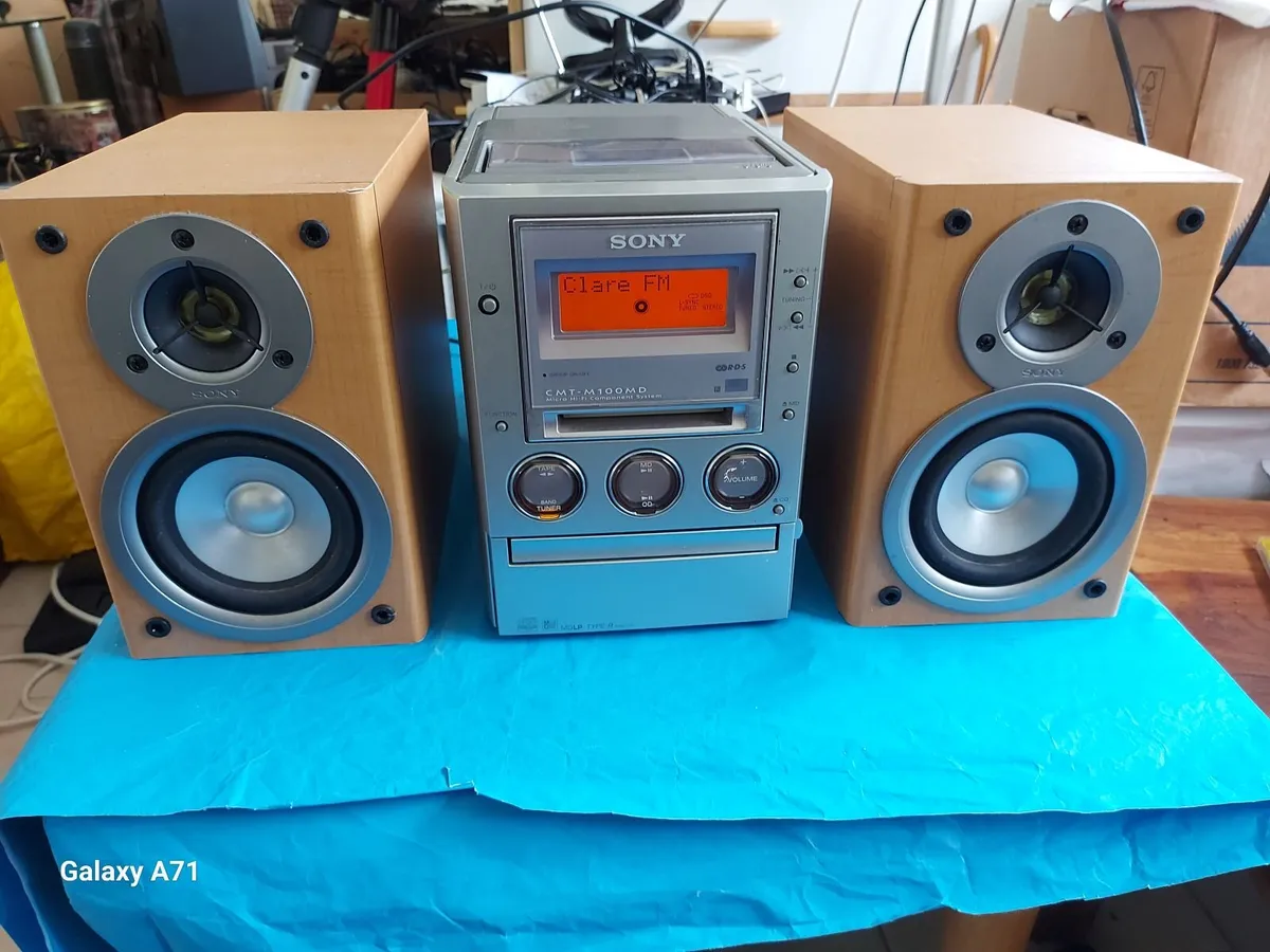 Sony CMT-M100MD Hifi Stereo System with MINI DISC - Image 1