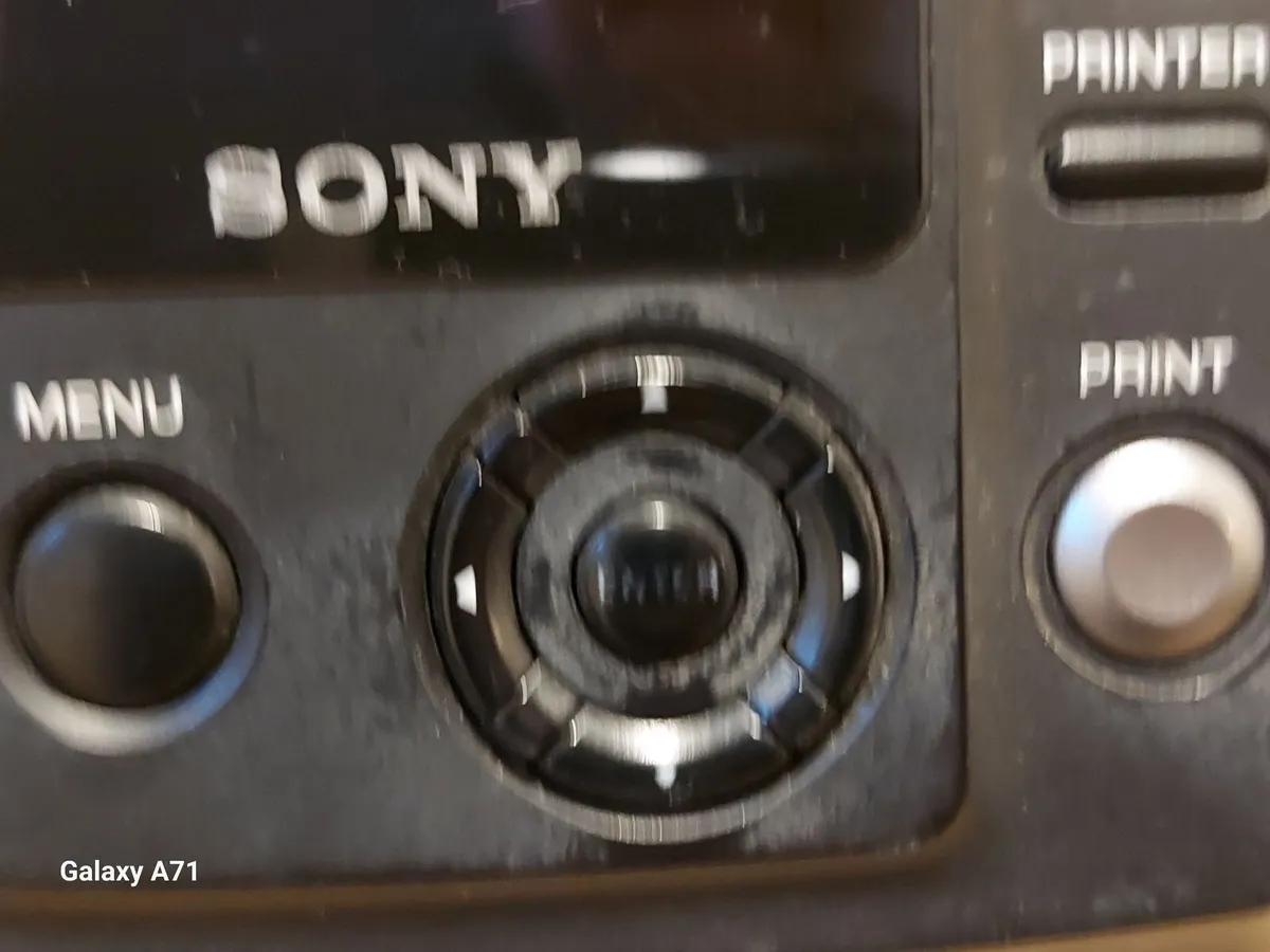Sony Digital Still Camera Model DKC-C300X Bluetoot - Image 4