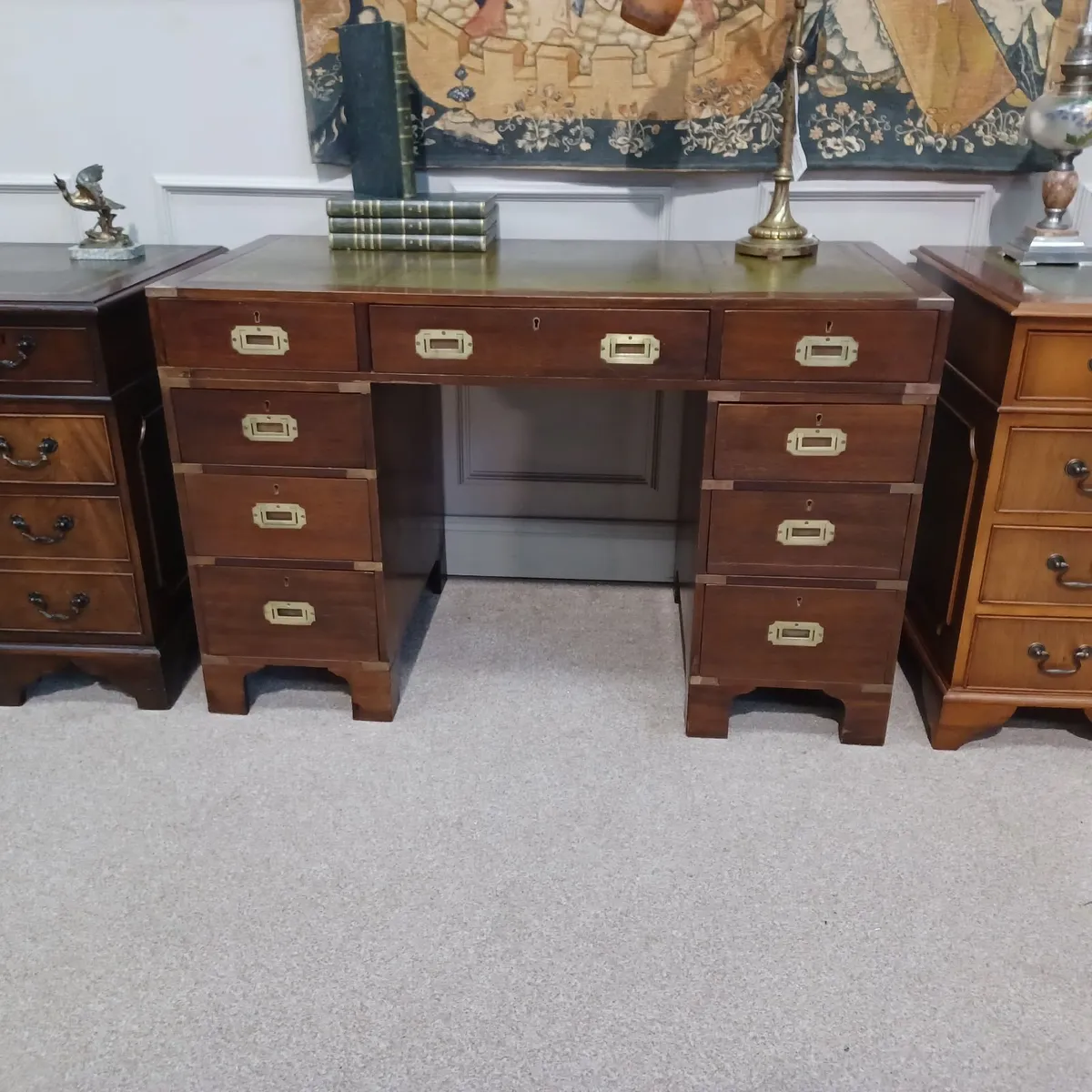 Victorian-style Leather top pedestal desks - Image 4