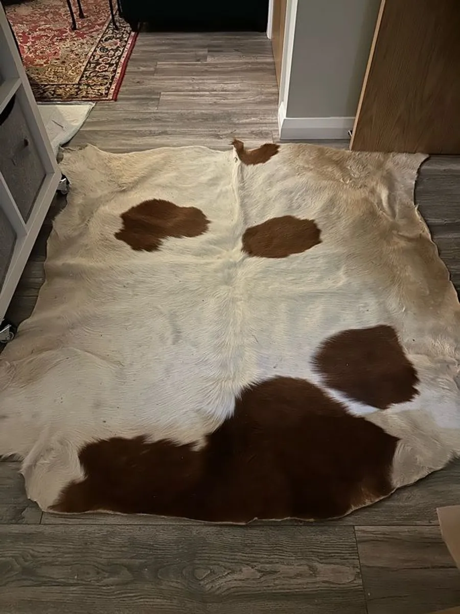 cow skin rug - Image 2