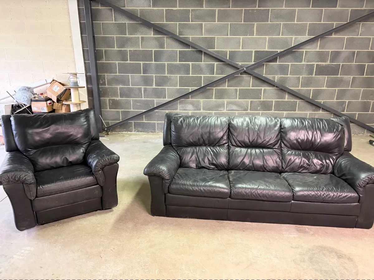 Free couch - Image 3