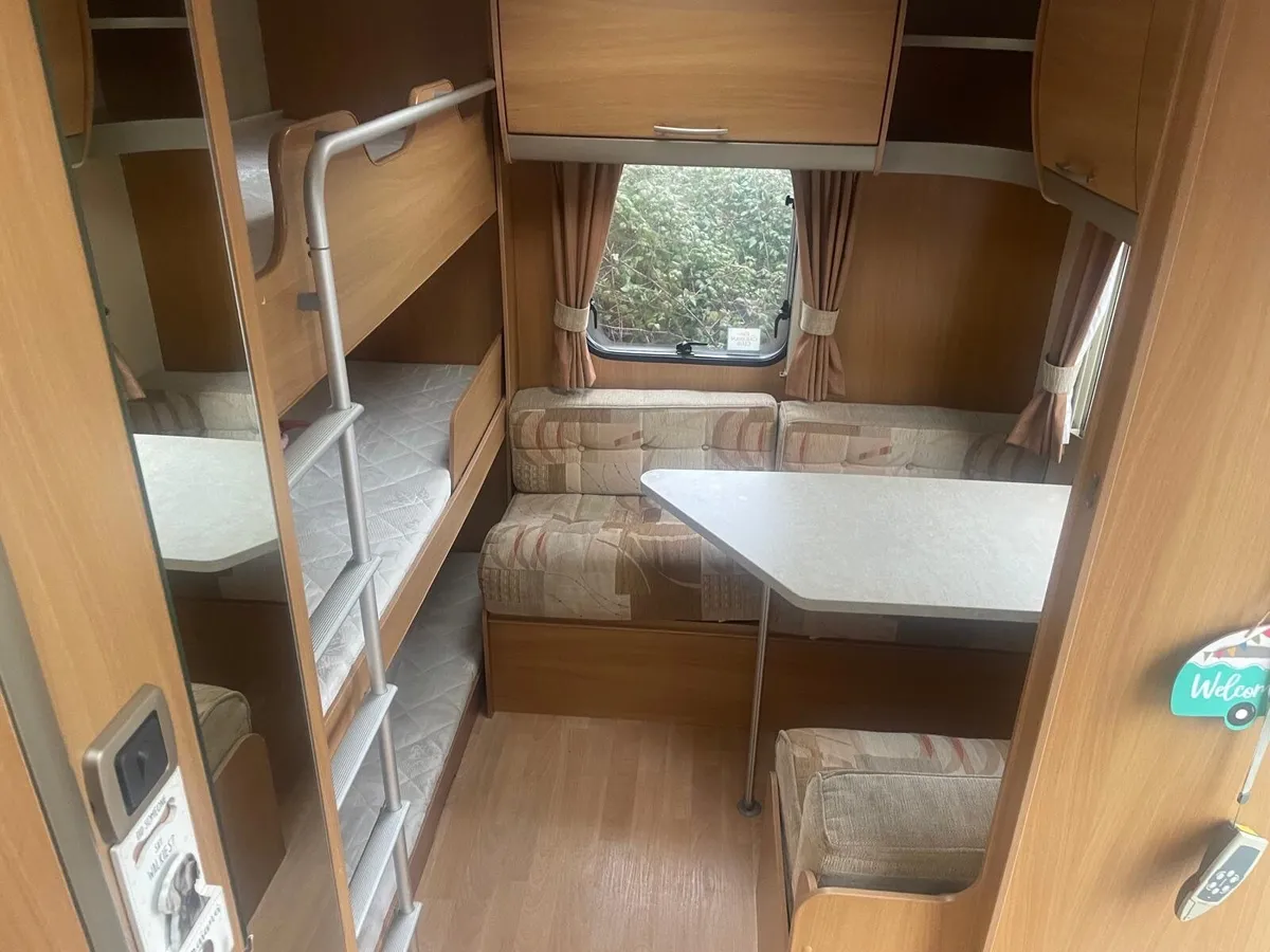 Caravan - Image 2