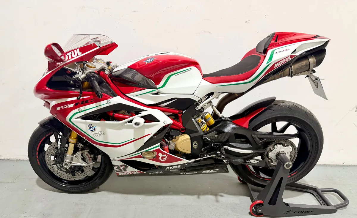 MV AGUSTA f4 1000 RC REPARTO CORSE 043/250 - Image 2
