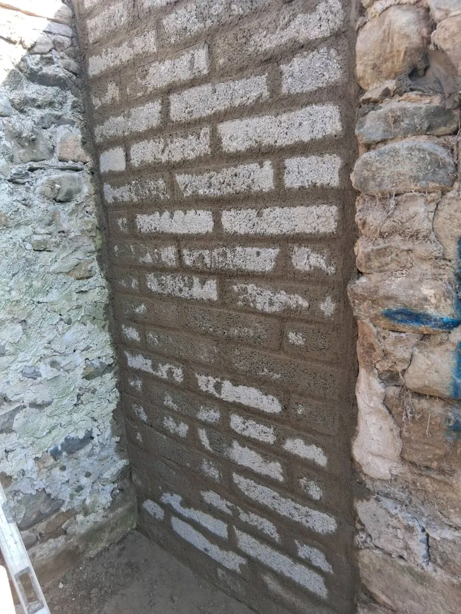 Blocklaying plastering stonemasonry - Image 3