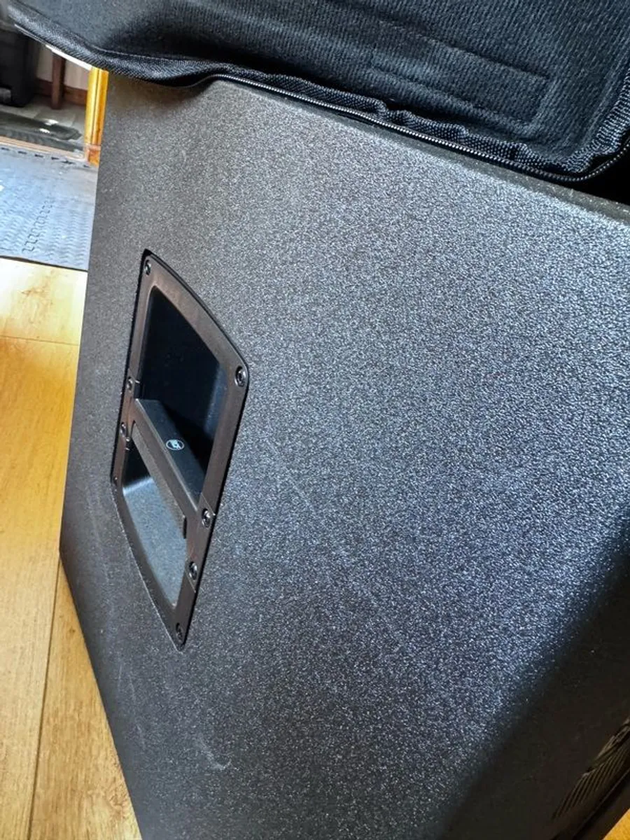 Speakers - Image 3
