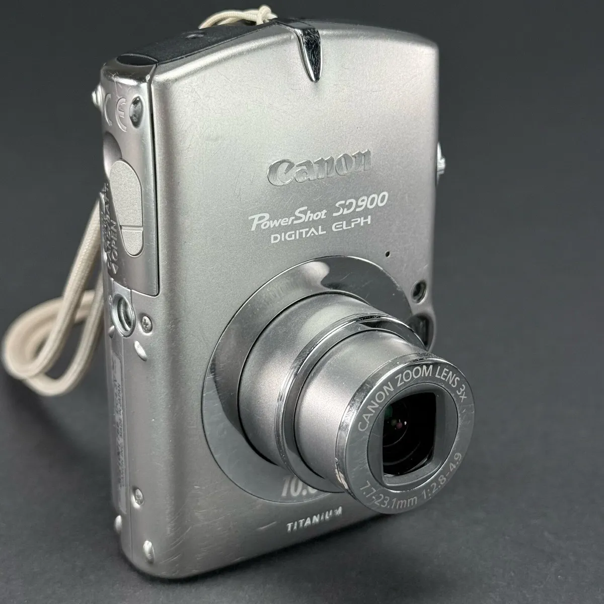 Canon PowerShot Digital ELPH SD900 / Digital IXUS - Image 3