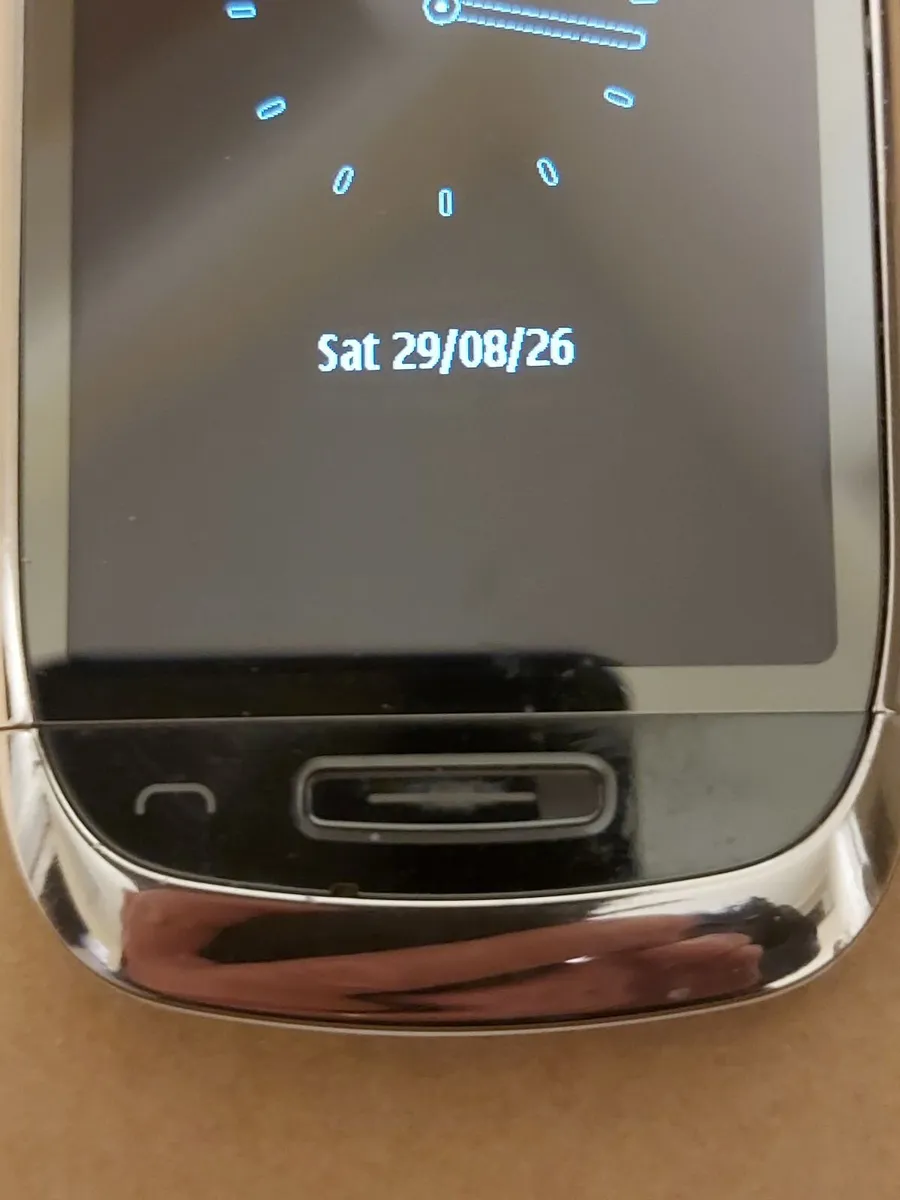 Nokia C7 mobile Phone, Vodafone Network - Image 2