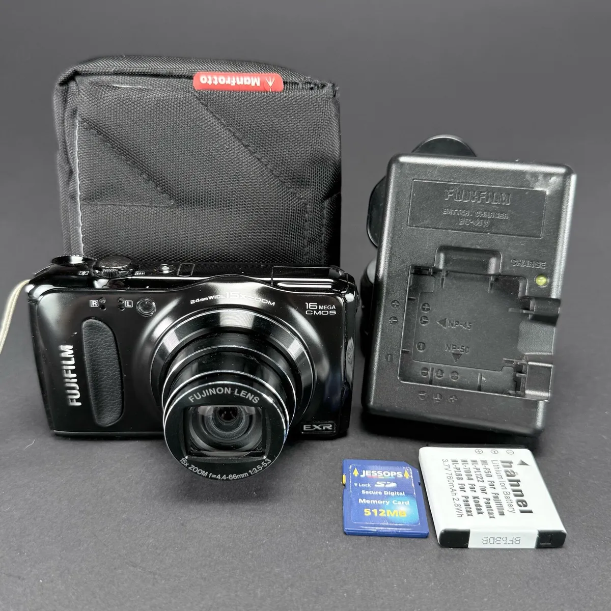 Fujifilm FinePix F500EXR digital compact camera - Image 1