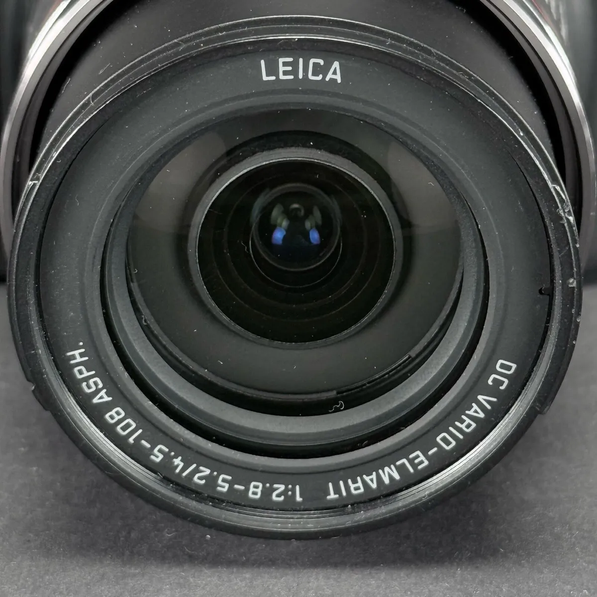 Panasonic Lumix DMC-FZ45 digital bridge camera - Image 2