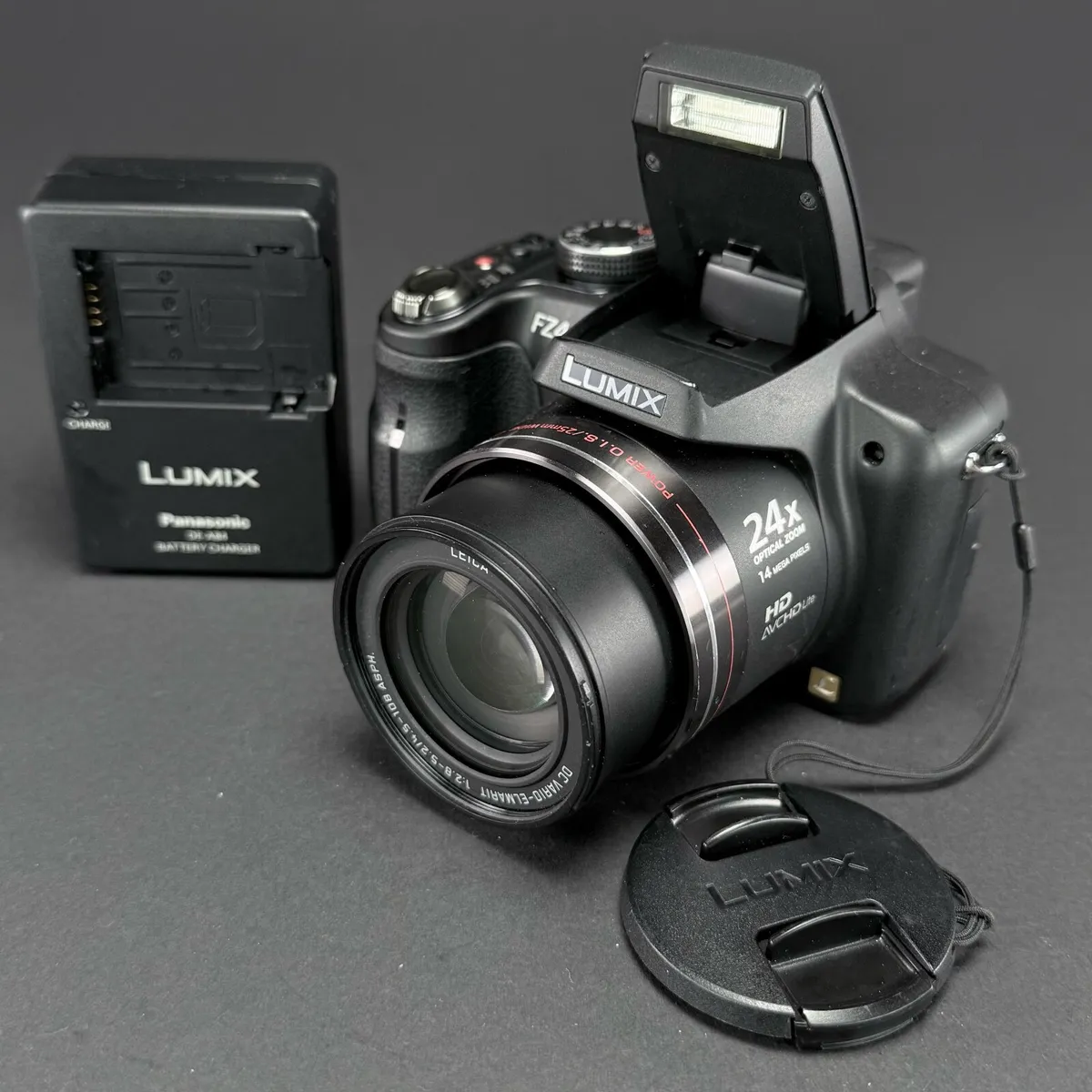 Panasonic Lumix DMC-FZ45 digital bridge camera - Image 1