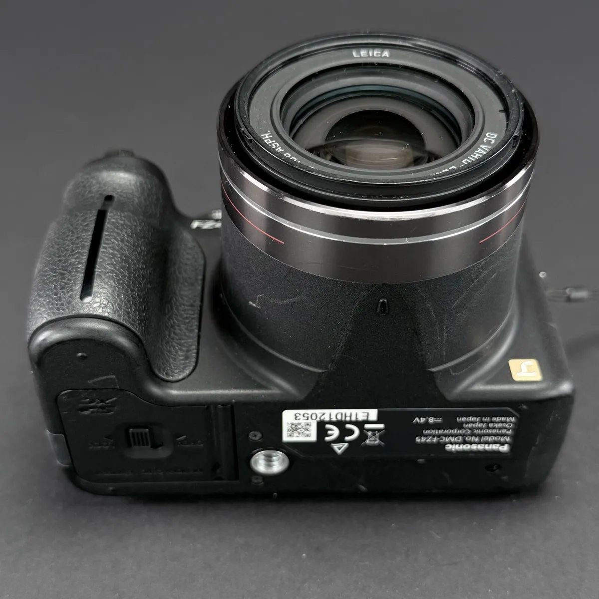 Panasonic Lumix DMC-FZ45 digital bridge camera - Image 3